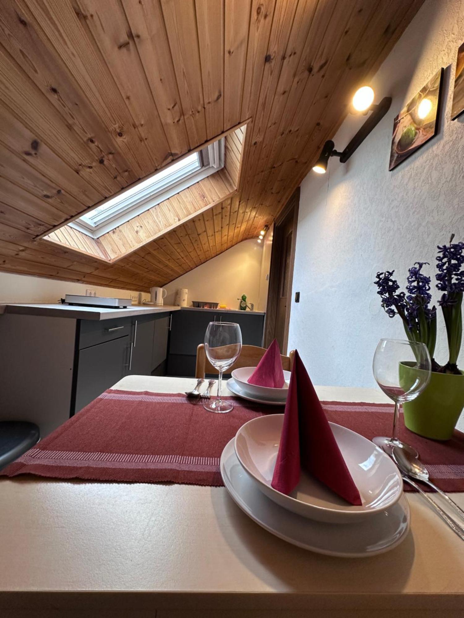 Beishan Appartements Nuernberg In Zentrum Dachgeschoss ภายนอก รูปภาพ